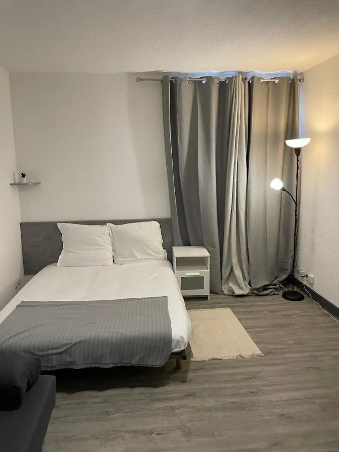 Joli Studio Calme-Centre-Ville-Delille-Jacobin23 Apartment Clermont-Ferrand France